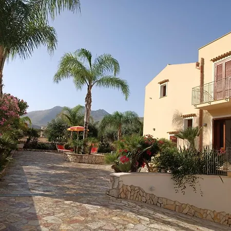 Bed & Breakfast Le Falesie Di *