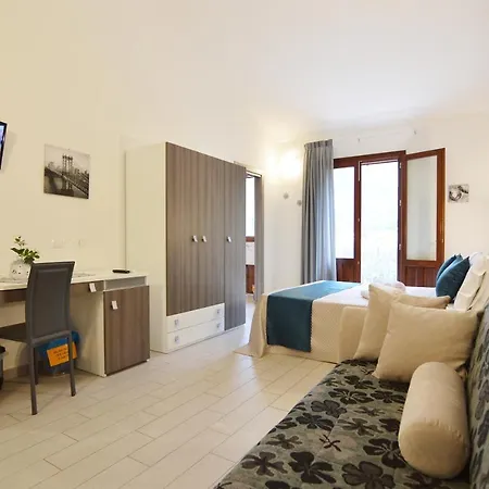 Le Falesie Di Castelluzzo