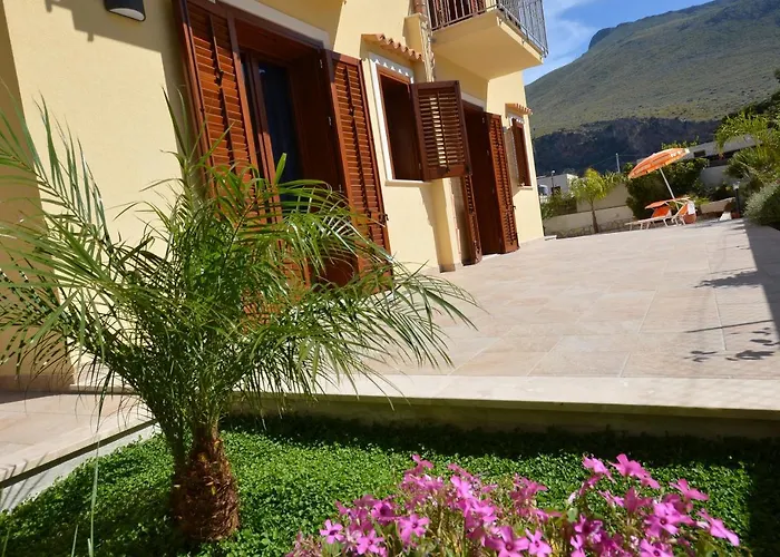Le Falesie Di Bed & Breakfast 3*